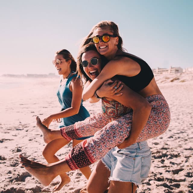 6 Healthy Ways to Celebrate Friendship