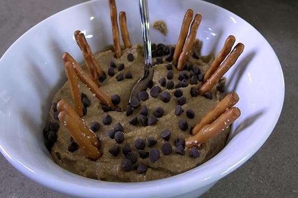Quick and Easy Pumpkin Pie Cookie Dough Hummus