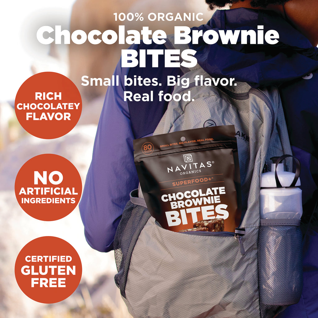 NAV067 | Chocolate Brownie Bites pouch in backpack, badges: chocolatey flavor, no artificial ingredients, gluten free - Thumbnail