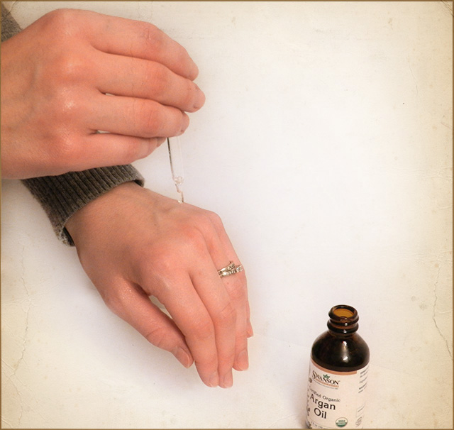 using argan oil for skin health